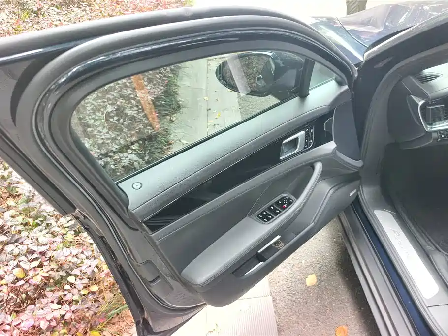 Porsche Panamera 2019 Panamera 2.9T фото 7