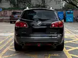 Фото 10 - Buick Enclave