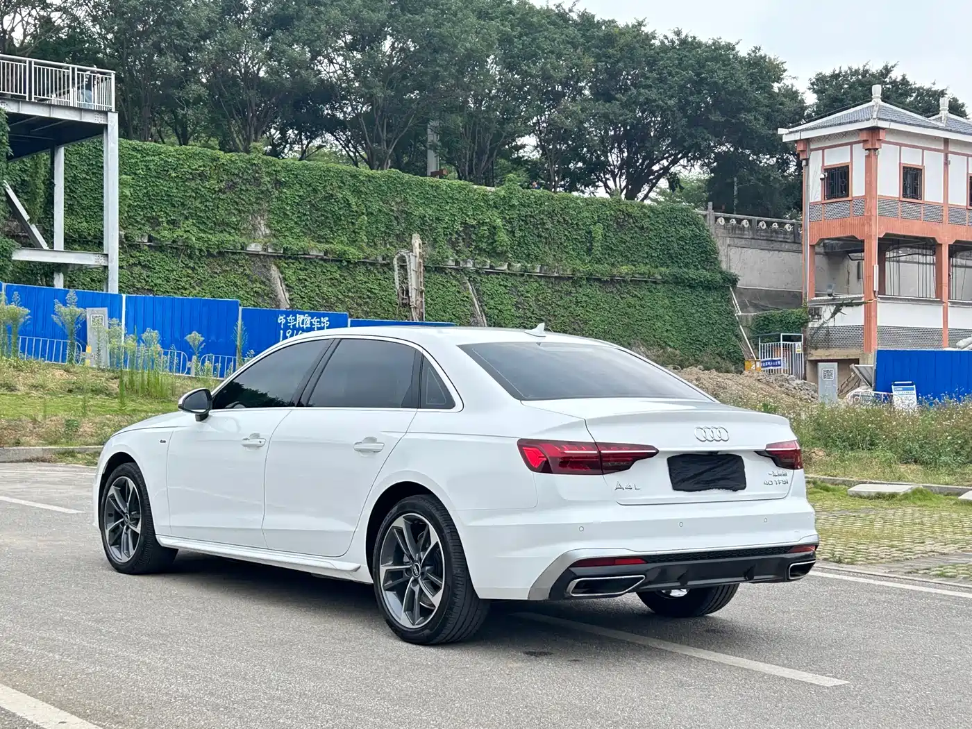 AUDI A4L