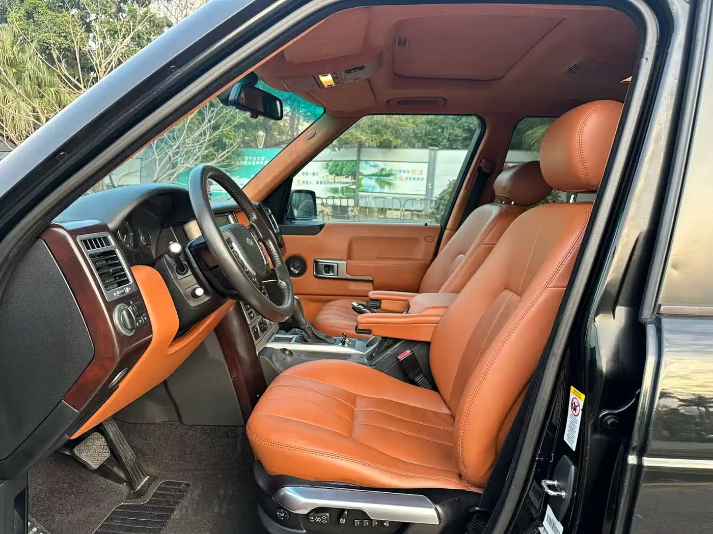 Land Rover Range Rover 2005 4.4 фото 4