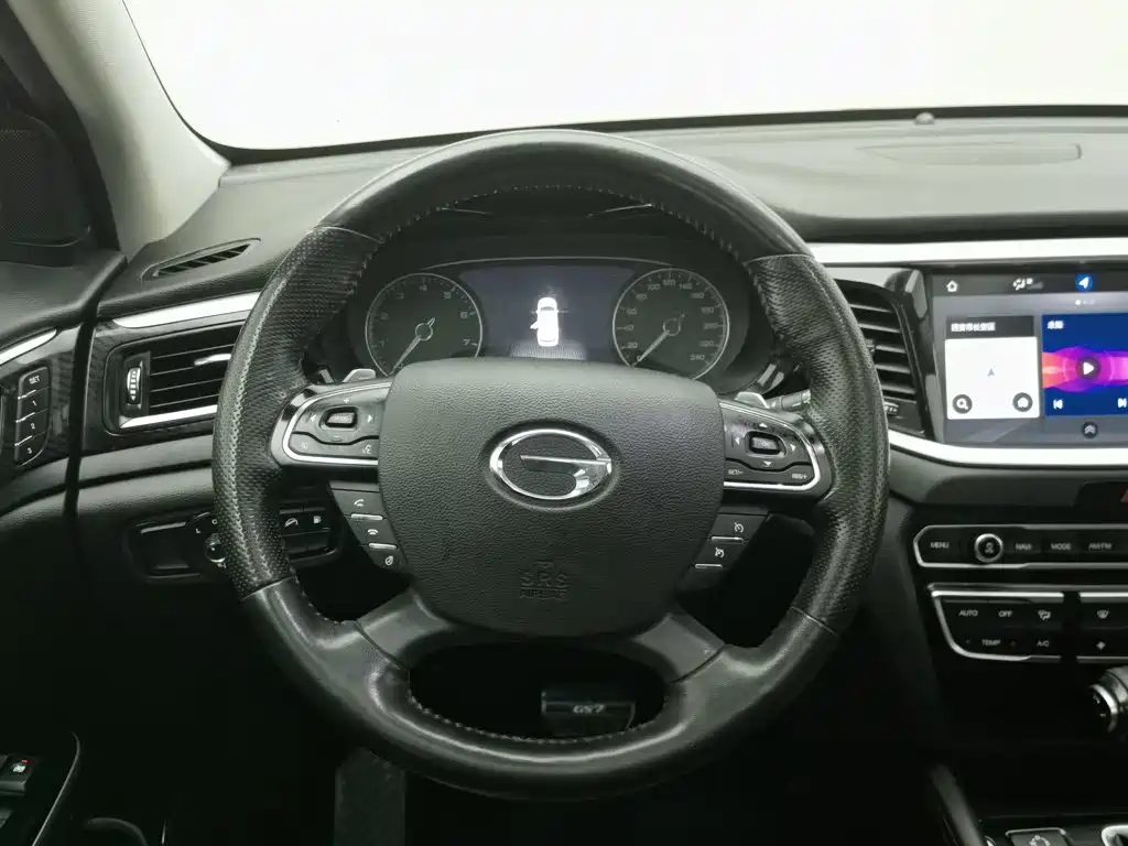 GAC Trumpchi Trumpchi GS7 2018 2017 320T 2WD Luxury Smart Connect