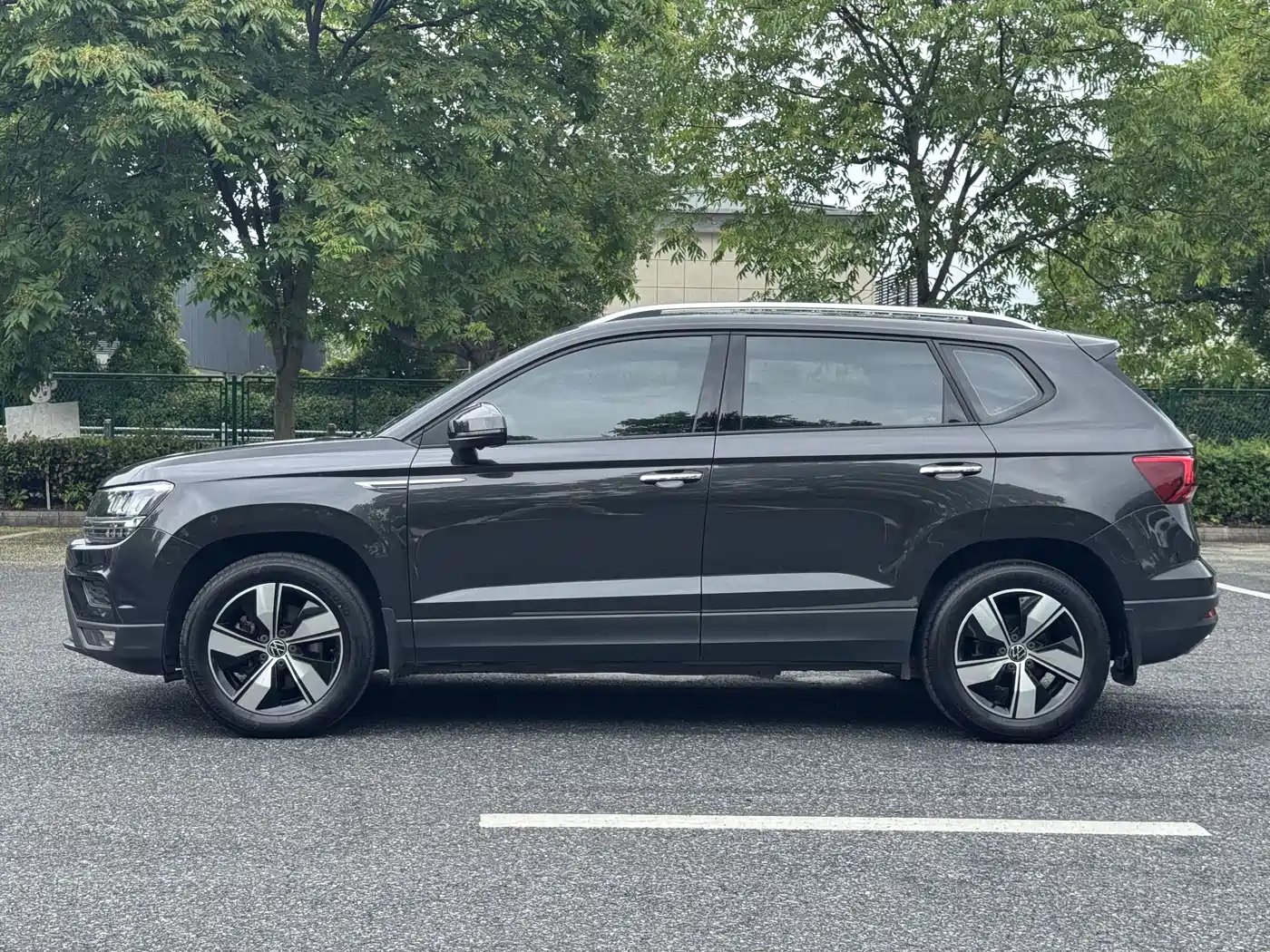 Volkswagen Tharu 2021 Model 280TSI 2WD Comfort Edition фото 2