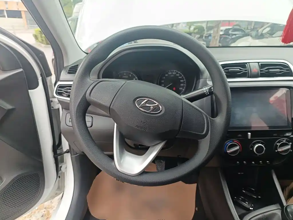 Hyundai Verna 2019 2017 1.4L Manual Renewal China V