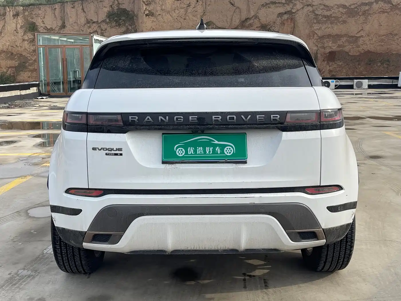 Land Rover Range Rover Evoque 2020 249PS R-DYNAMIC S Sport Edition фото 8