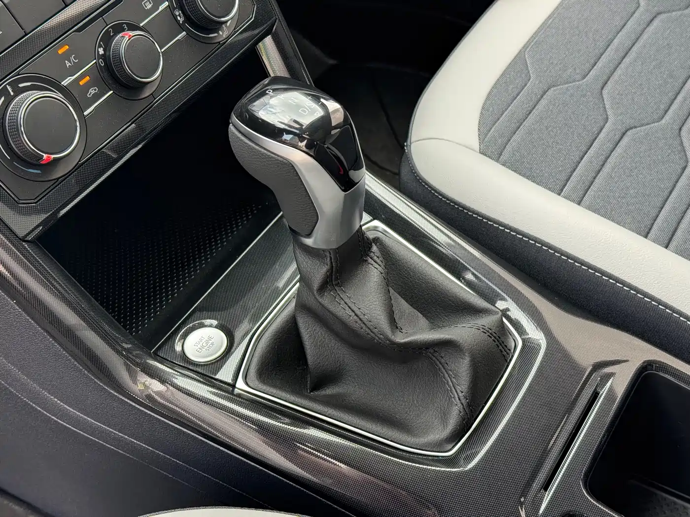 Volkswagen Tharu 2026 2026 New Sharp 300TSI Aspiration Edition