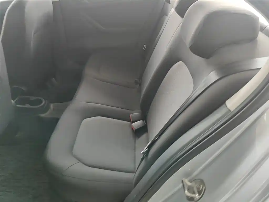 Volkswagen Jetta 2017 1.5L Automatic Fashion фото 17