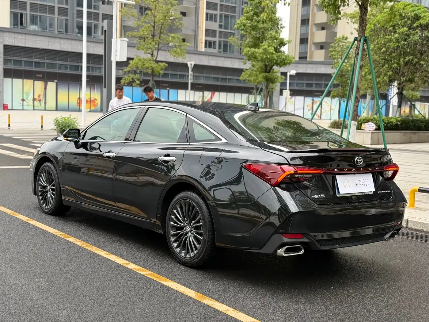 Toyota Avalon 2022 2.5L Touring Premium Edition фото 4