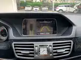 Photo 17 - Mercedes-Benz E-Class