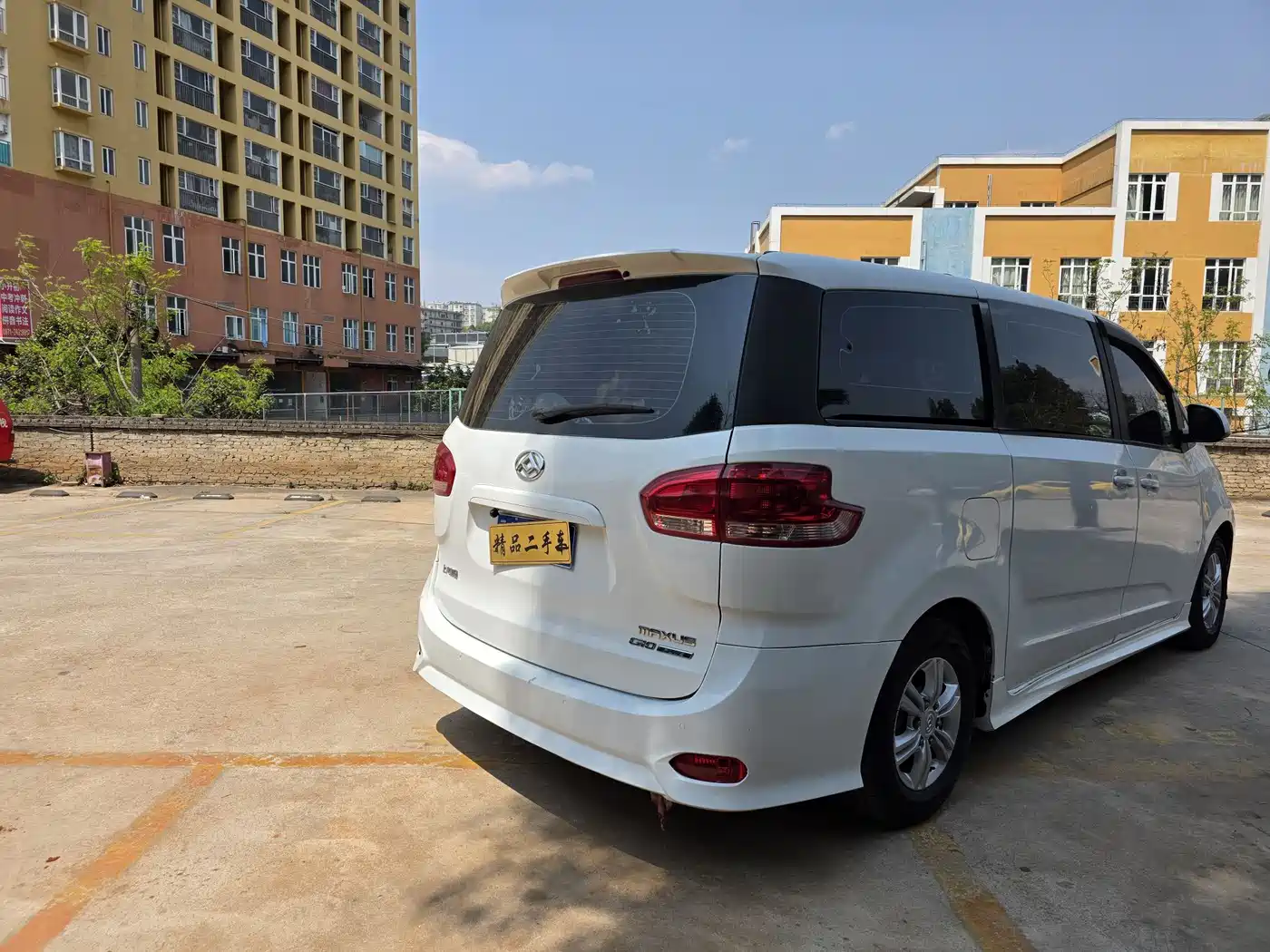 SAIC Maxus Maxus G10 2021 2.0T Manual Elite Edition Diesel 7-Seater фото 6