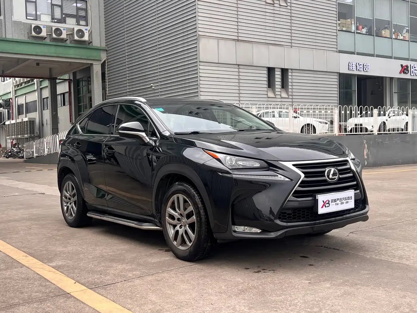 Lexus NX 2015 200t AWD F Sport фото 3