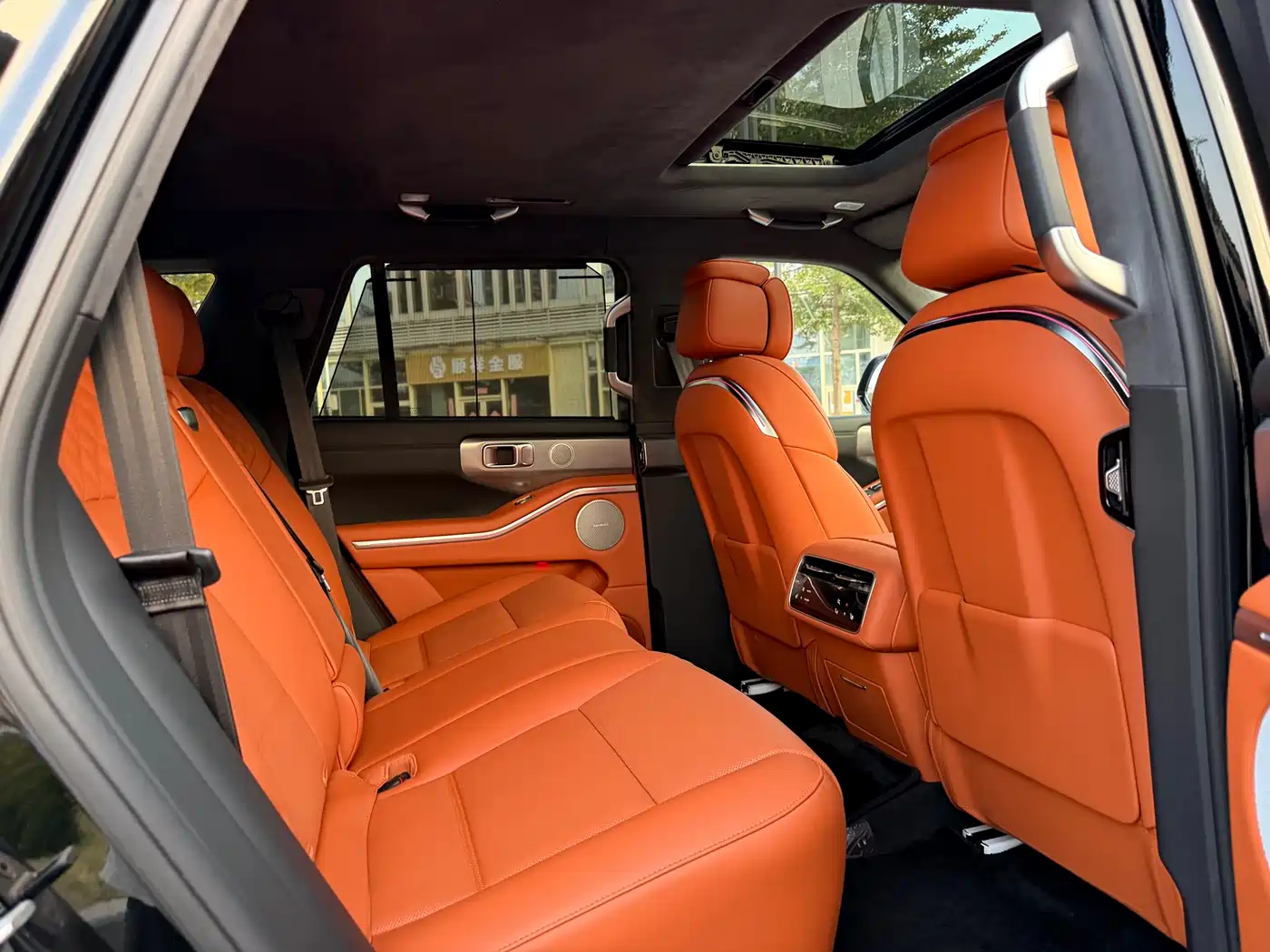 TANK TANK 700 NEW ENERGY