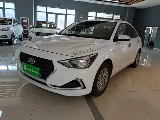 Hyundai Elantra 2020