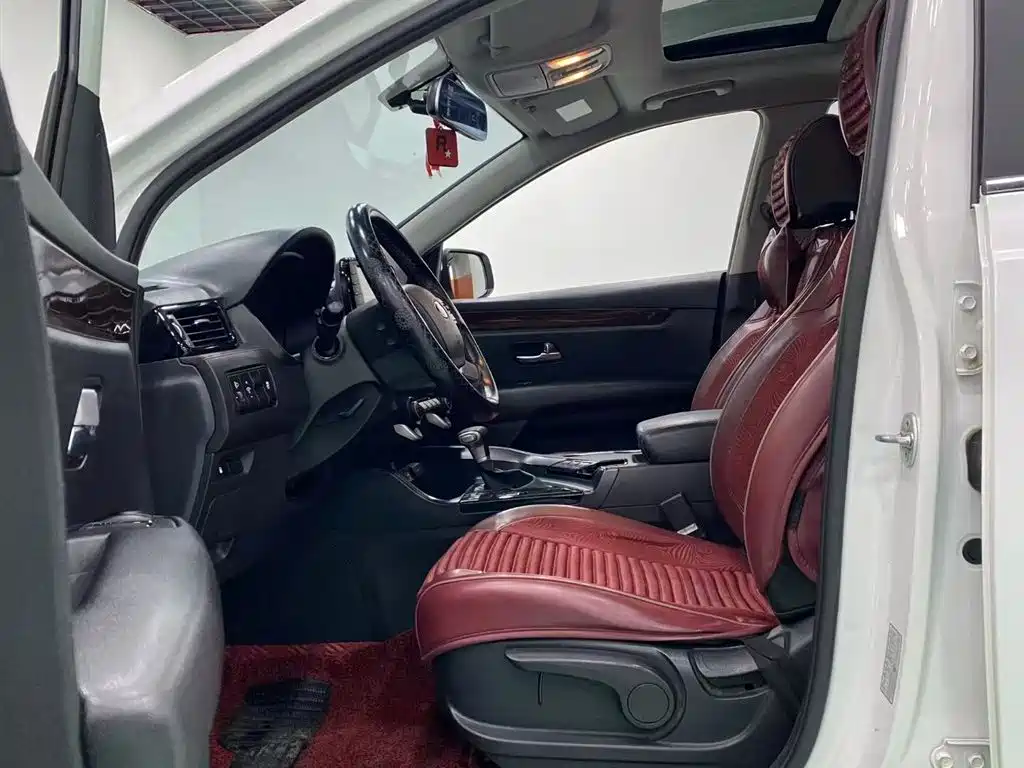 Volkswagen Tiguan L 2019 Facelift 330TSI Auto 2WD Panorama Comfort China VI фото 14