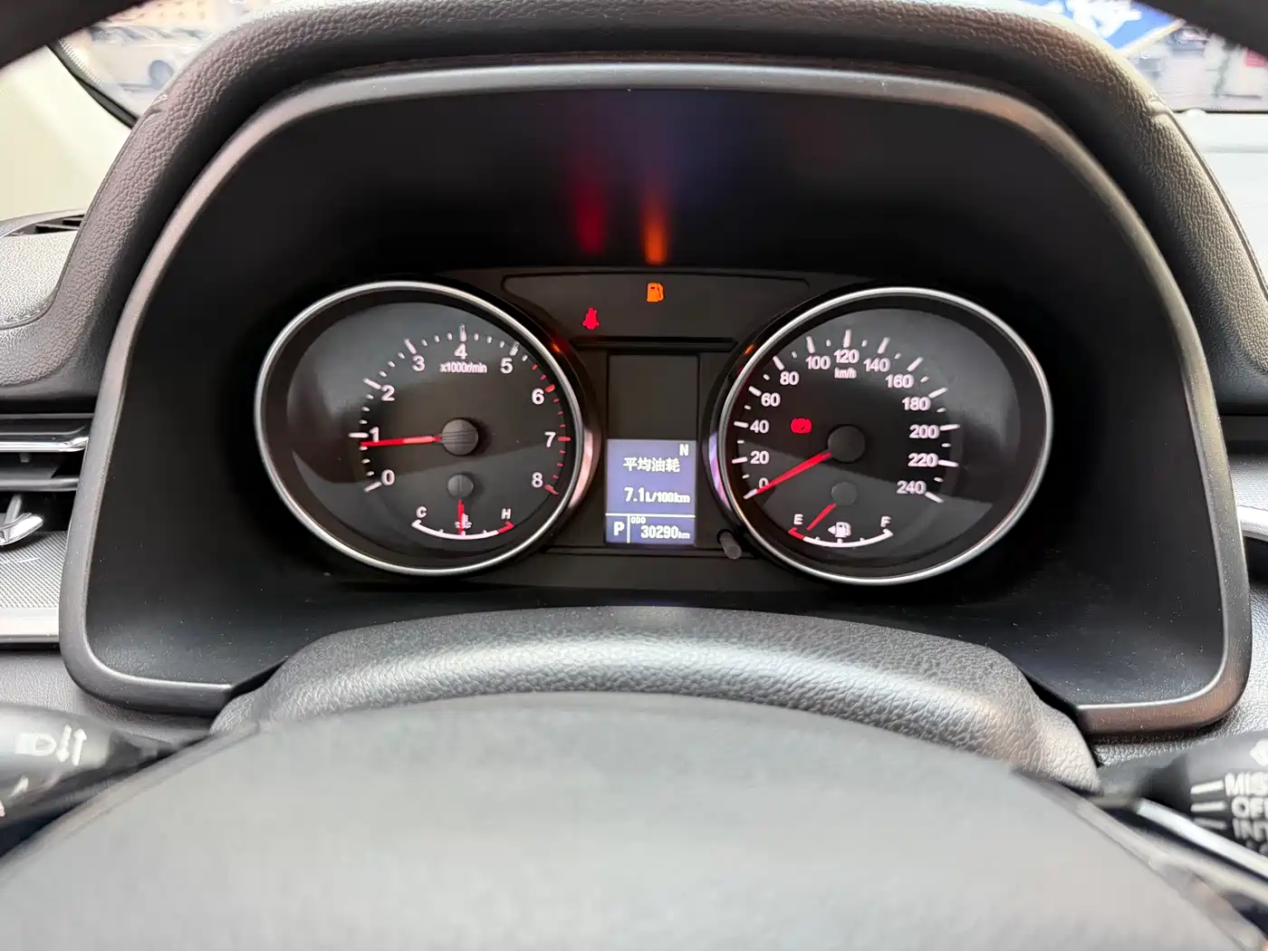 Haval M6 2023 PLUS 1.5T DCT Elite Smart Connect фото 13