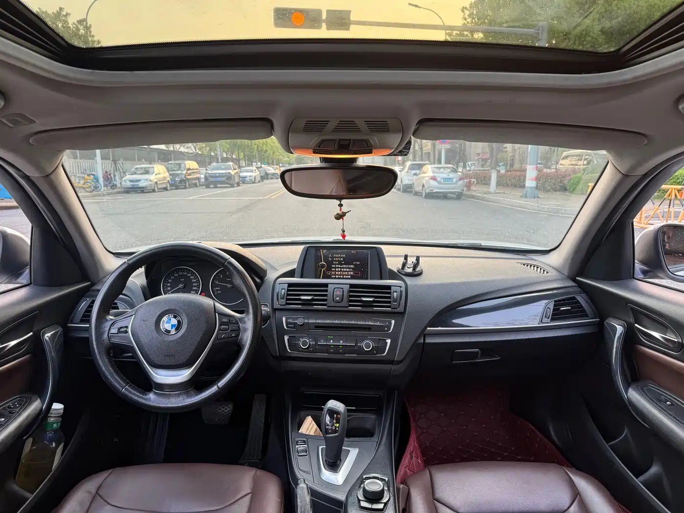 BMW 1 Series (Import) 2013 Facelift 116i Urban Model фото 9