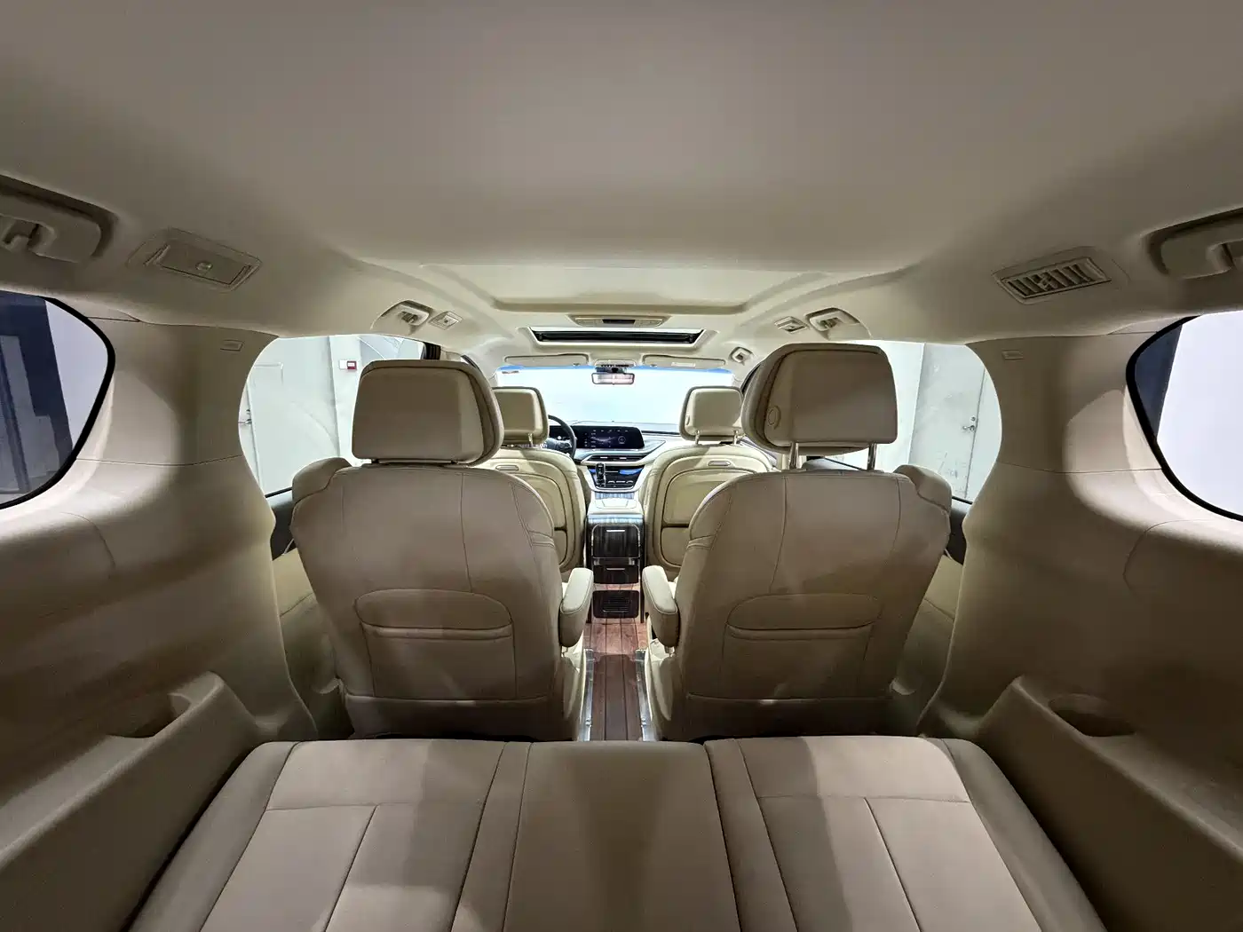 Buick GL8 2023 ES Landmaster Exclusive фото 9