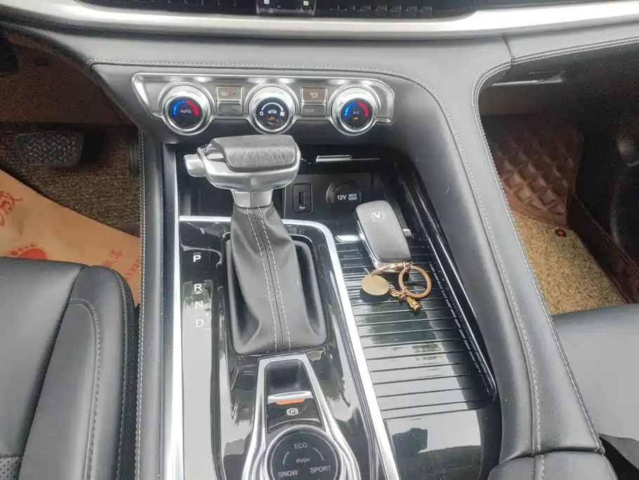 Changan CS95 2019 2019 2.0T 2WD Luxury