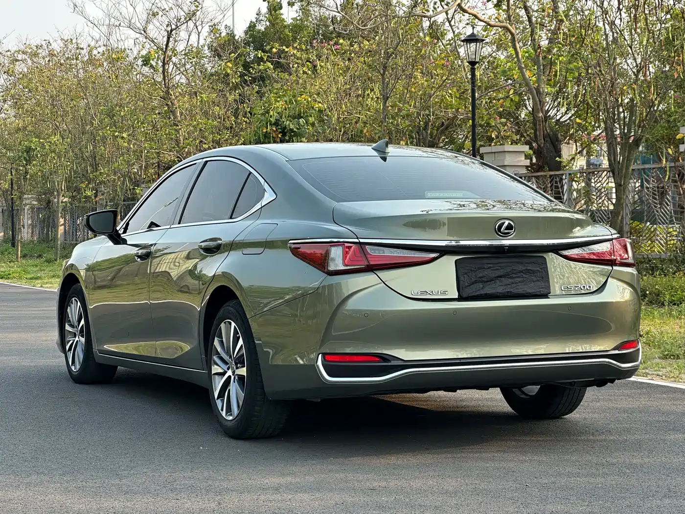 Lexus ES 2021 200 Excellence Edition фото 4