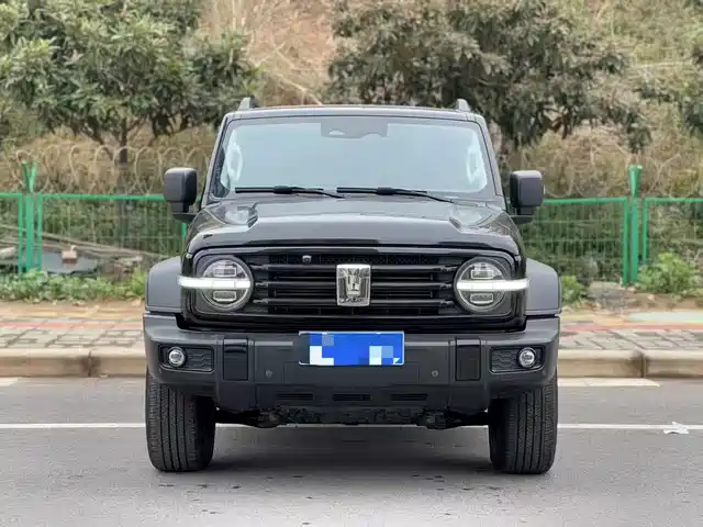 TANK 300