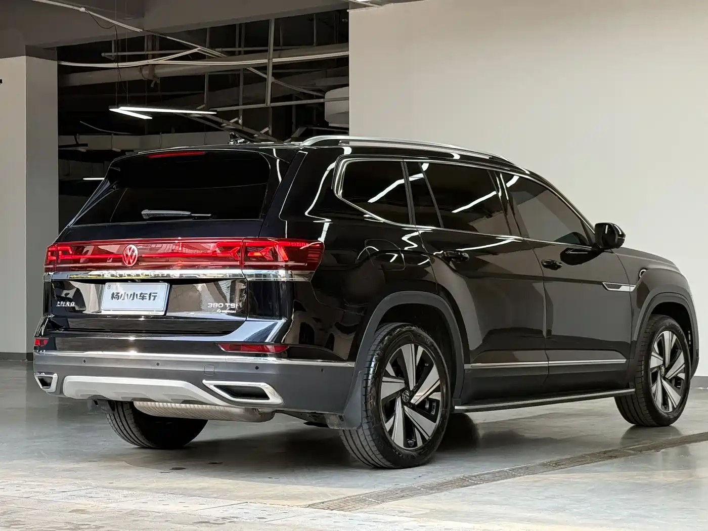 Volkswagen Teramont 2024 380TSI 4WD Prestige Luxury Edition фото 6