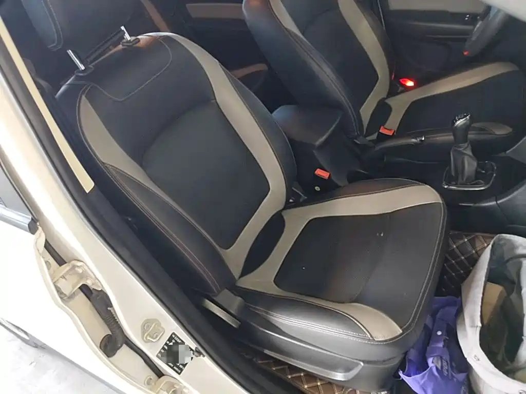 BAIC Huansu H3 2017 2015 1.5L Manual Comfort