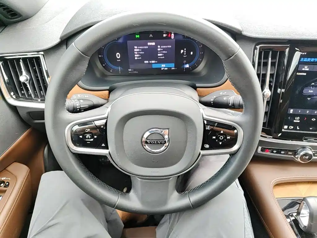 Volvo S90 2025 2025 B5 Zhiyi Luxury Edition