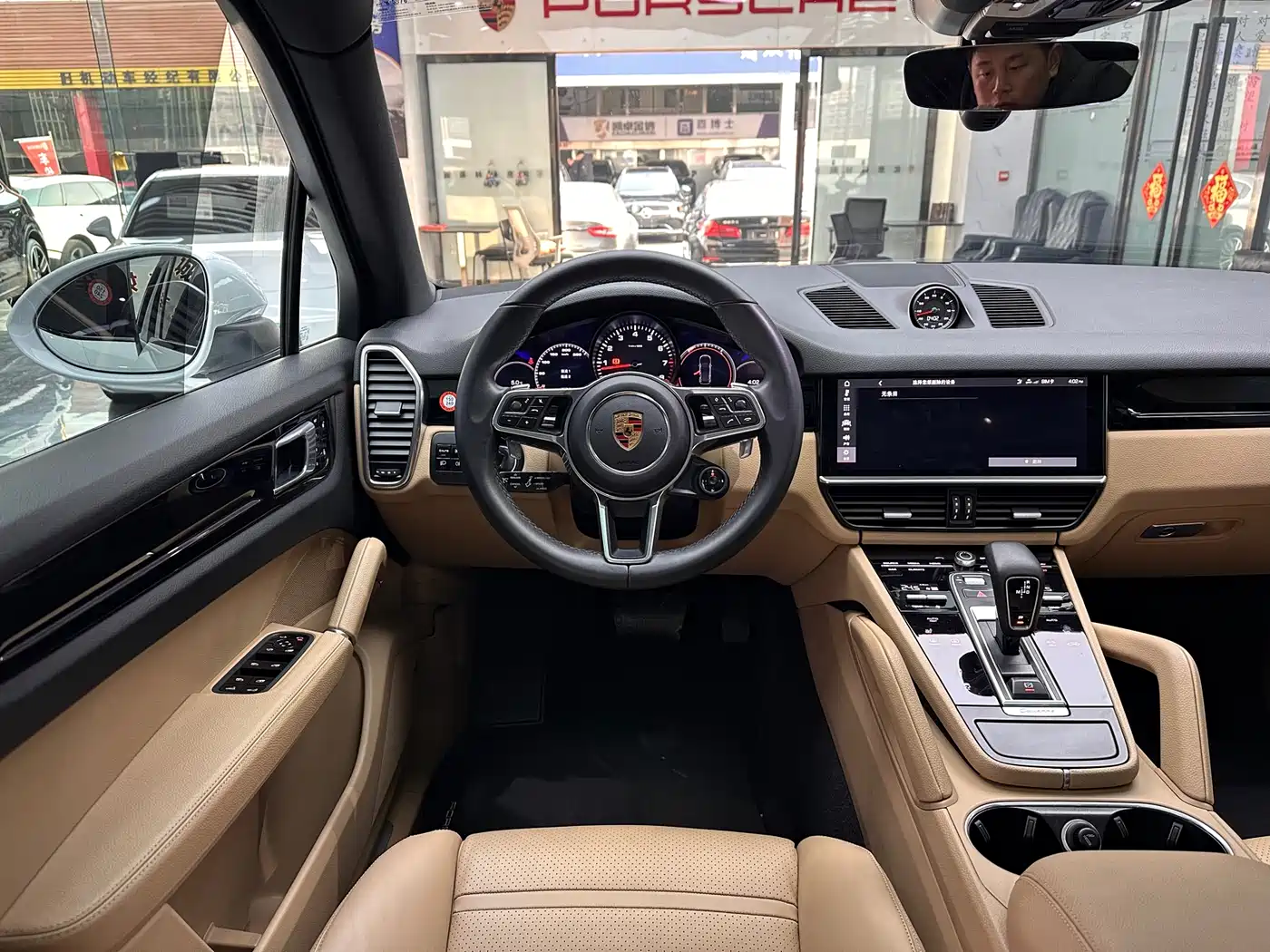 PORSCHE CAYENNE