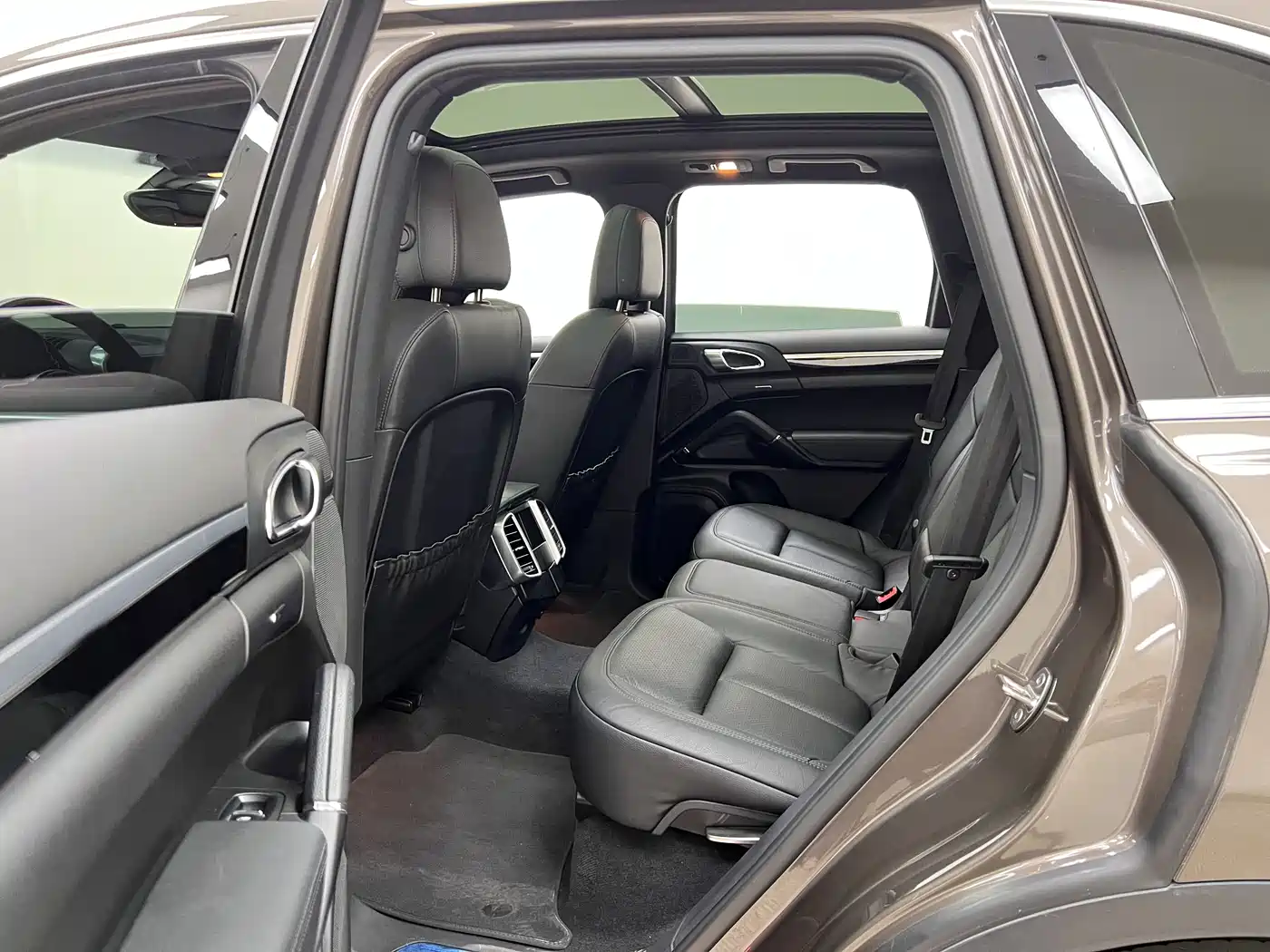 Porsche Cayenne 2015 Cayenne 3.0T фото 15