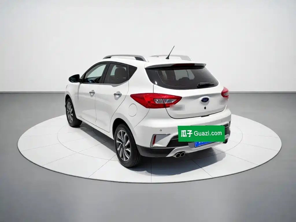 JAC Refine S2 2016 2016 Model 1.5L Manual Luxury Smart Two-Tone Edition