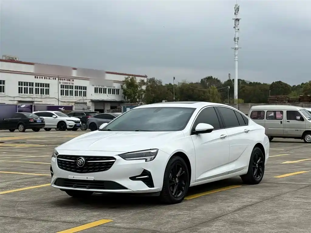 Buick Regal 2020 552T Luxury фото 2