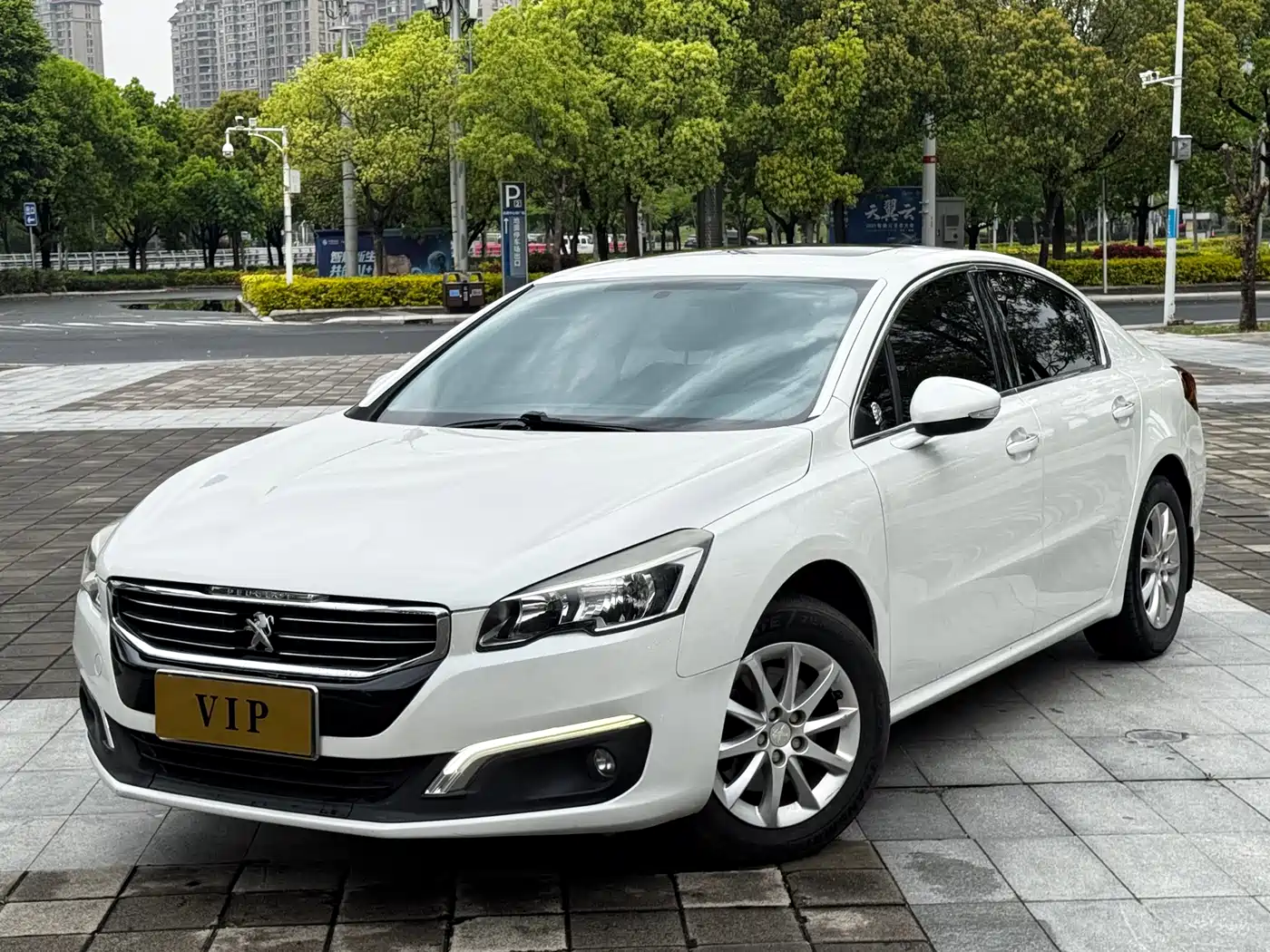 Peugeot 508 2015 1.6THP Auto Comfort Edition