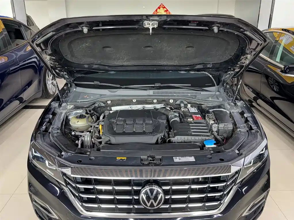 Volkswagen Passat 2020 Facelift 330TSI Elite China VI фото 23