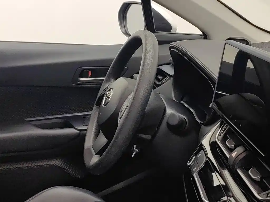 Toyota IZOA 2024 2023 2.0L Yi-Xiang Edition