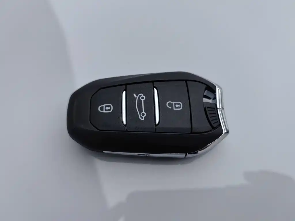 Peugeot 508 2026 2025 508L 400THP Dynamic Flagship