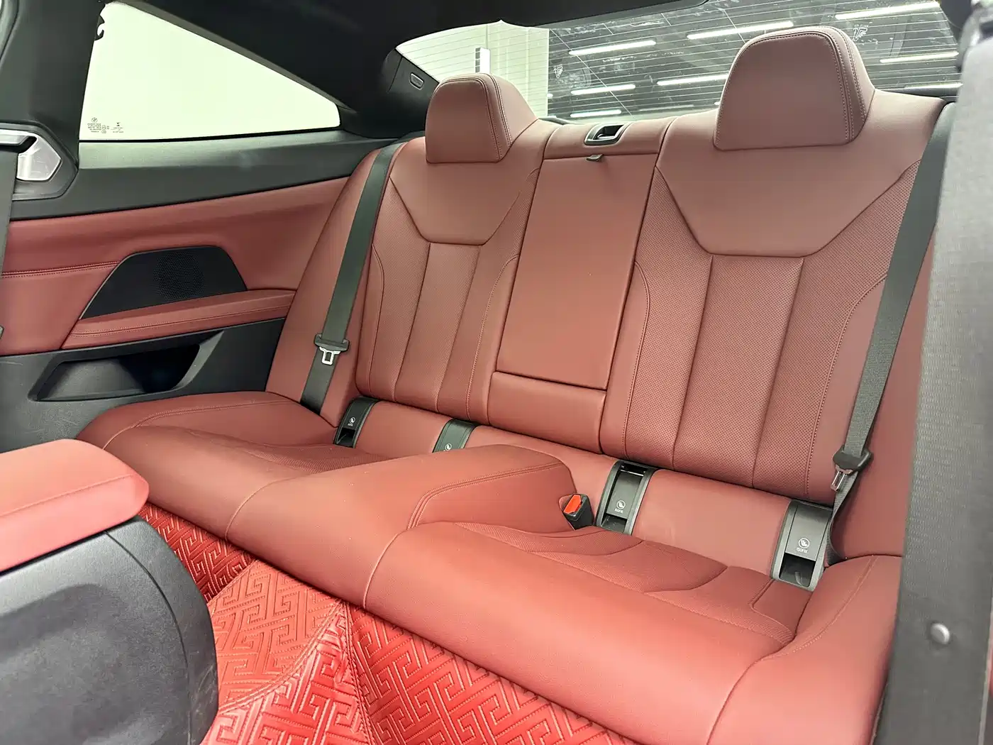 BMW 4 Series 2022 Facelift 425i M Sport Shadow Edition фото 7