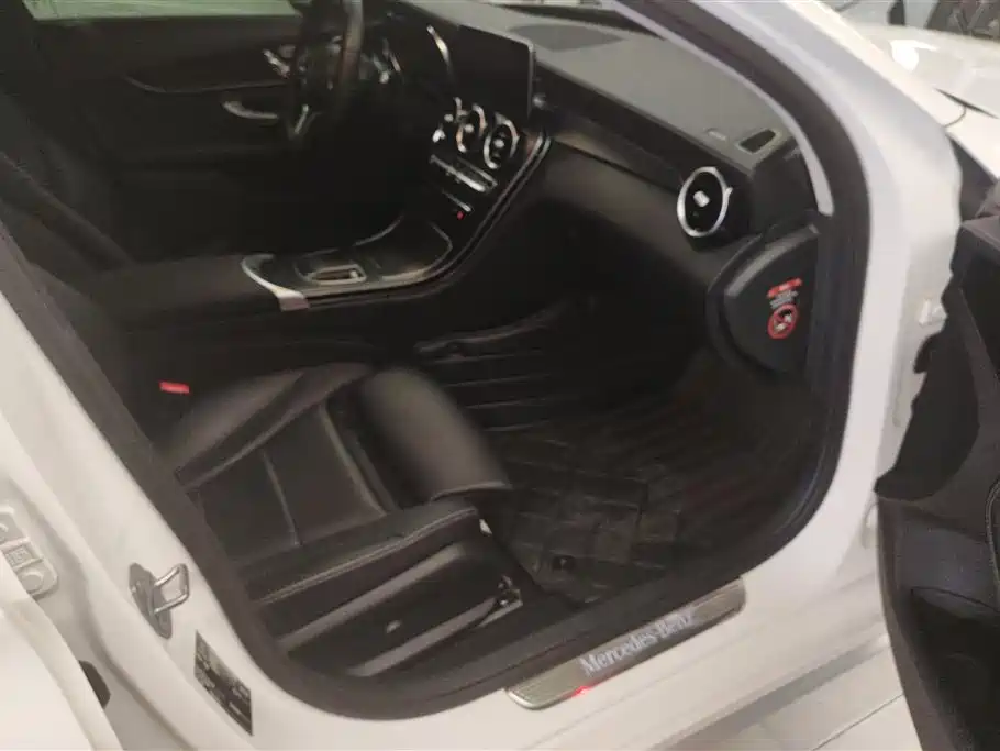 Mercedes-Benz C-Class 2019 C 260 L 4MATIC Sport Edition фото 8