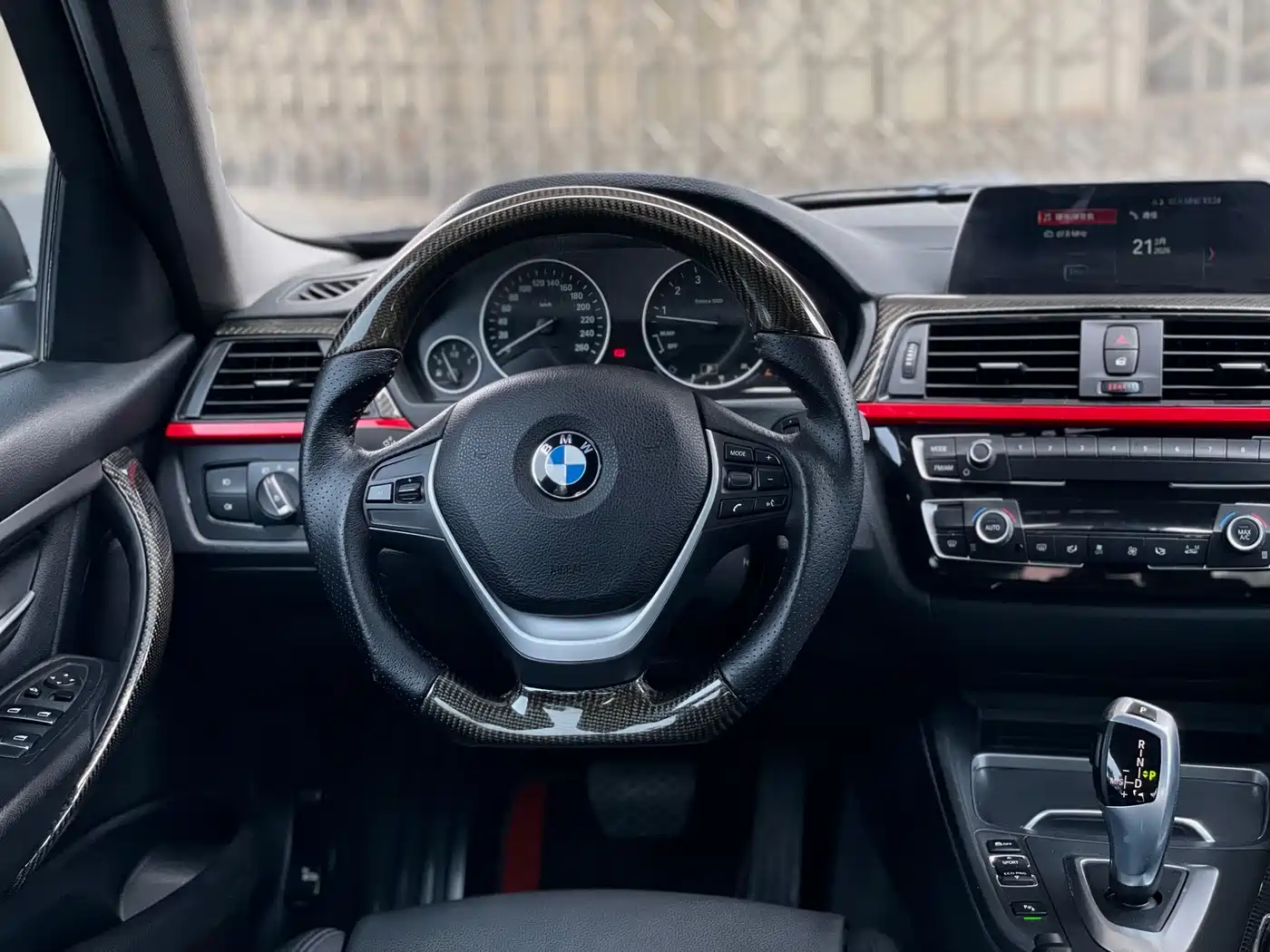 BMW 3 Series 2018 320Li Fashion Style фото 13