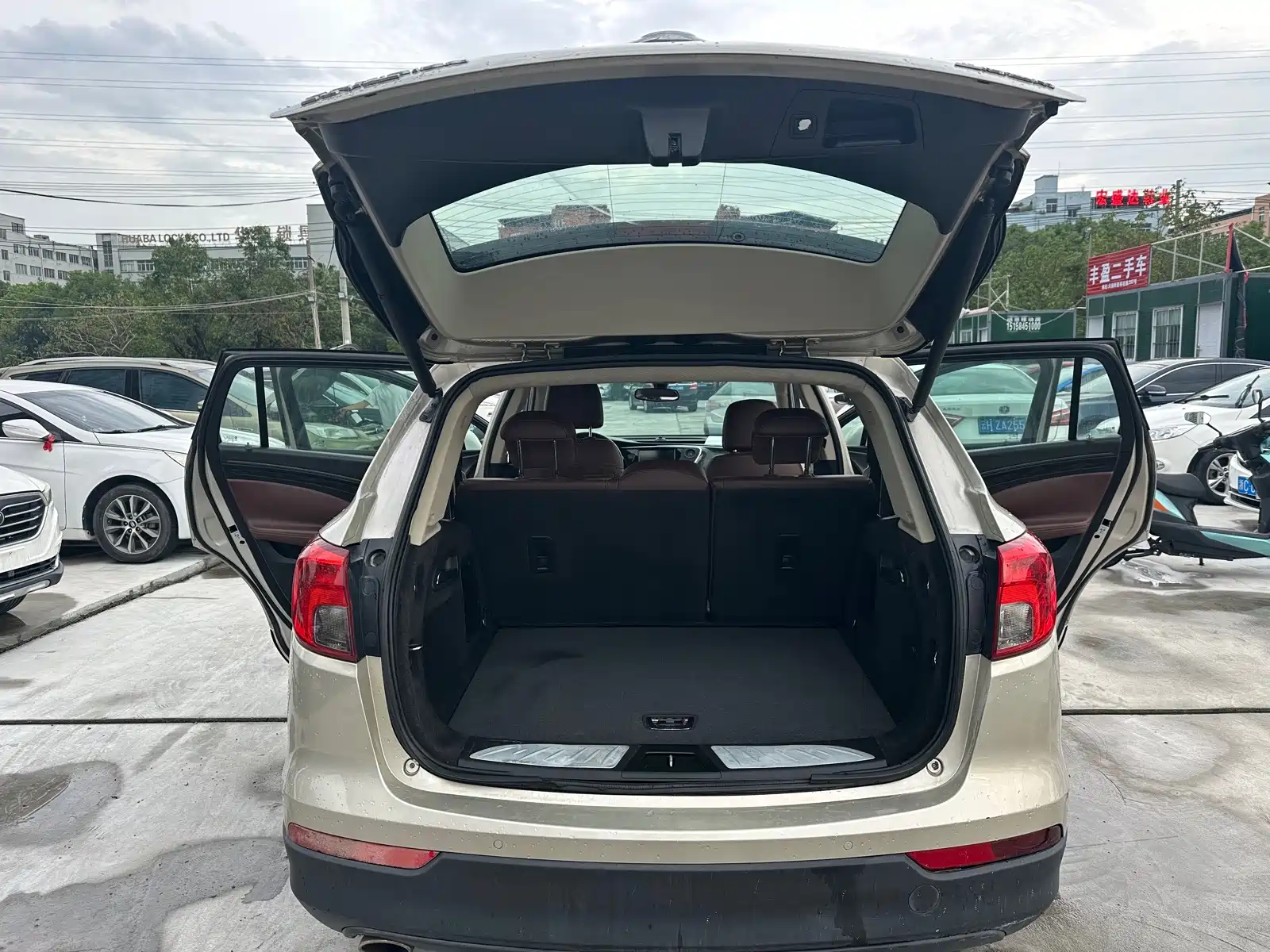 Фото 10 - Buick Envision Plus