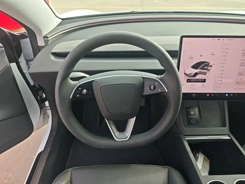 Tesla Model 3 2026 2025 Model Year Facelift Rear-Wheel Drive