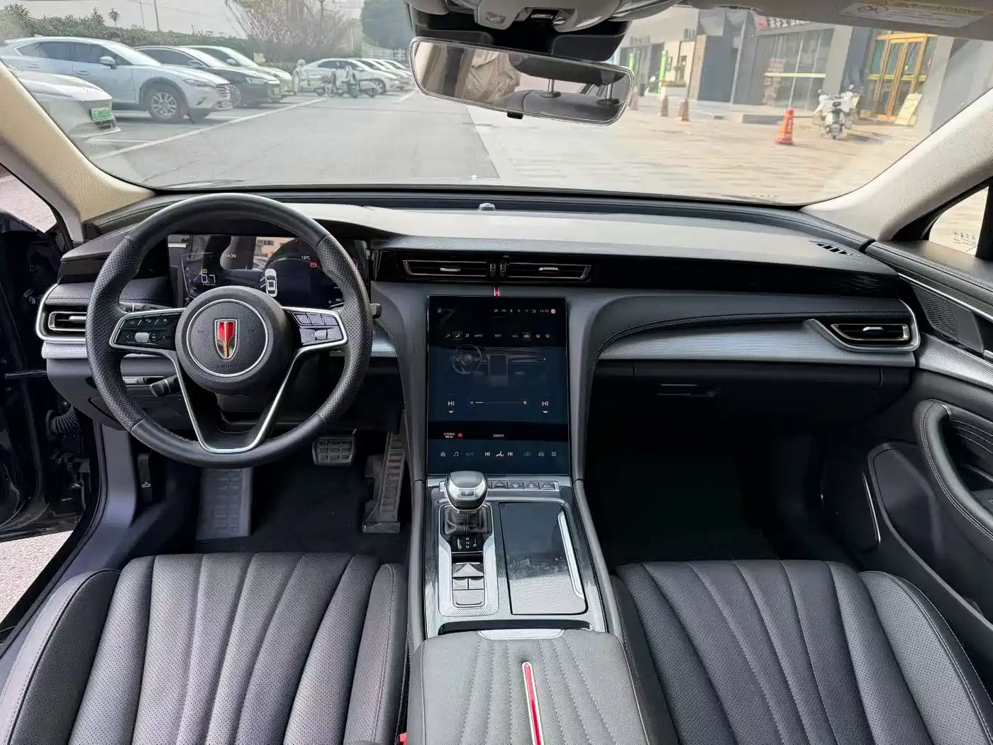 Hongqi H5 2024 1.5T DCT Smart Connect Flag Rhythm Edition фото 9