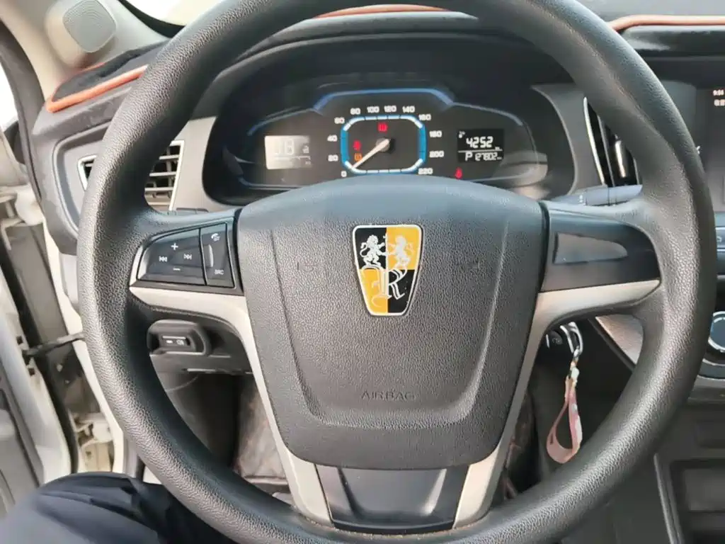 Roewe 360 2017 2015 1.5L Automatic Luxury