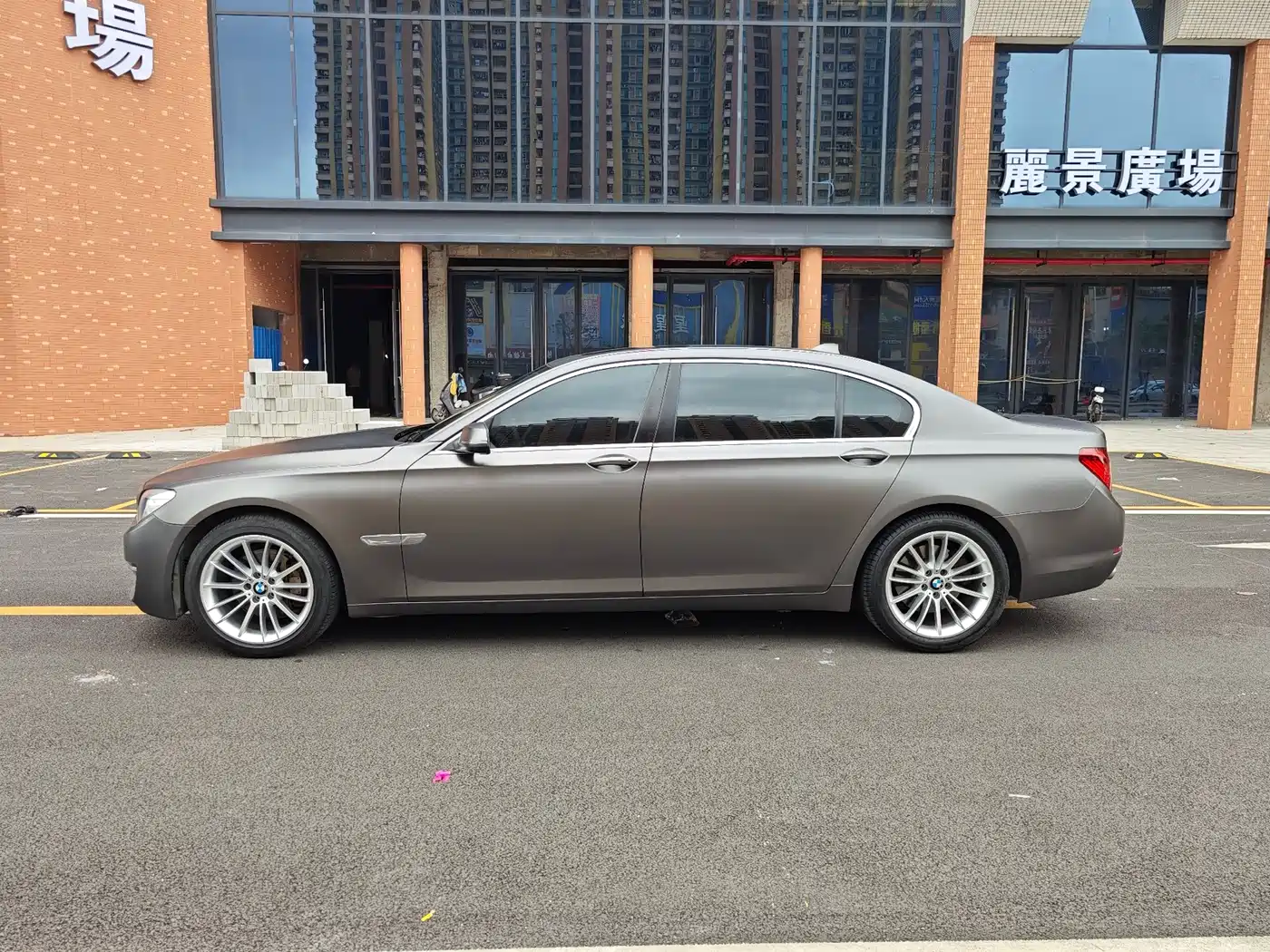 BMW 7 Series 2014 730Li Premium фото 7