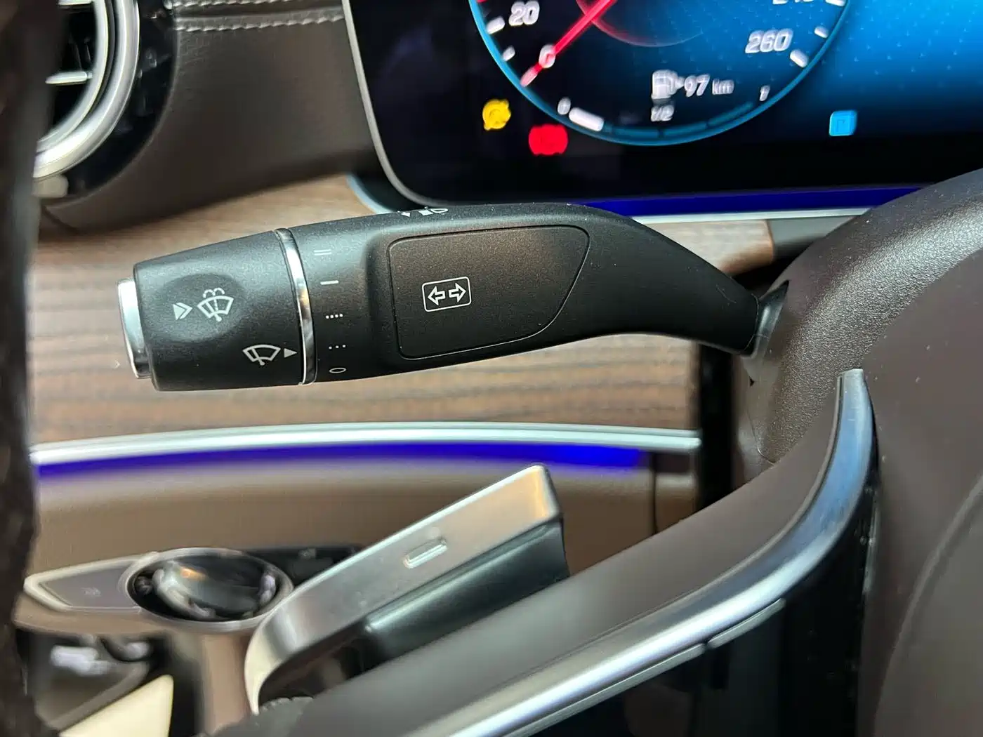 Mercedes-Benz E-Class 2022 Facelift E 300 L Luxury Style фото 23