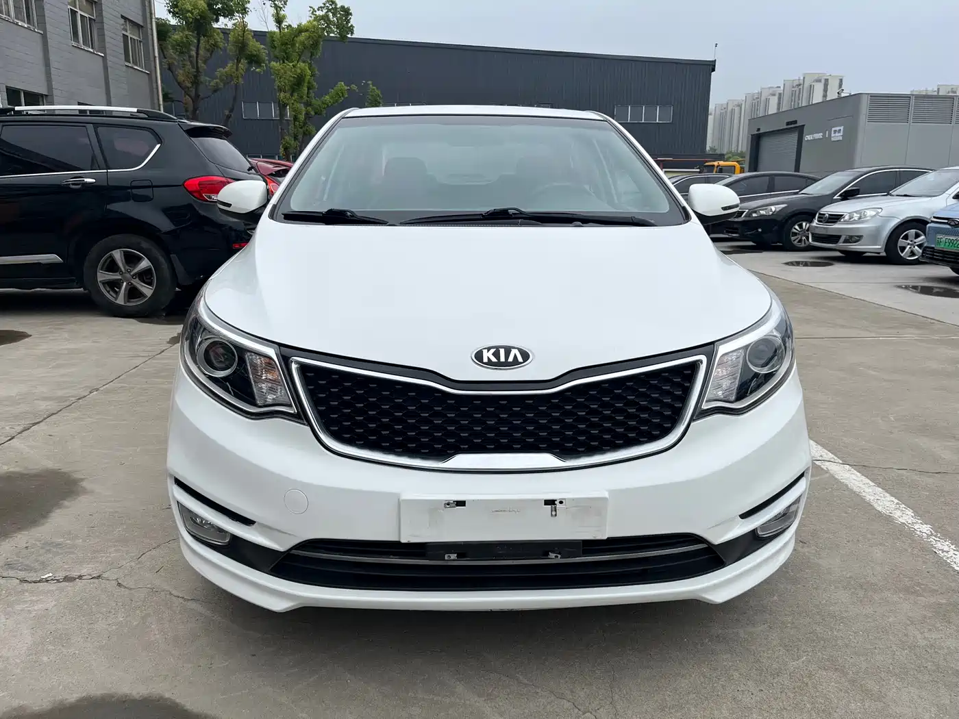 Kia K2 2015 Sedan 1.6L AT Premium фото 2