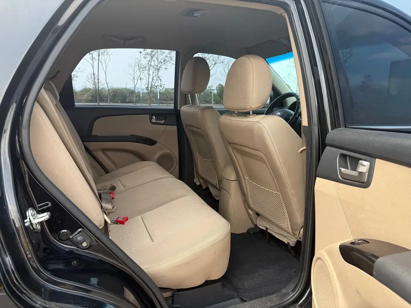 Kia Sportage 2013 2.0L Automatic 2WD GL фото 12