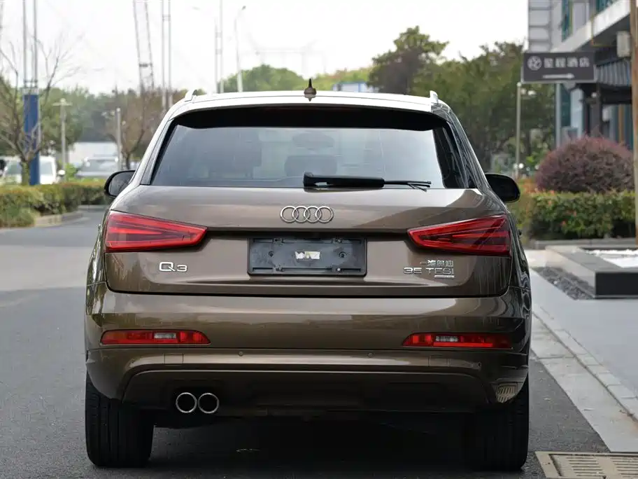 Audi Q3 2015 35 TFSI quattro Technology фото 3