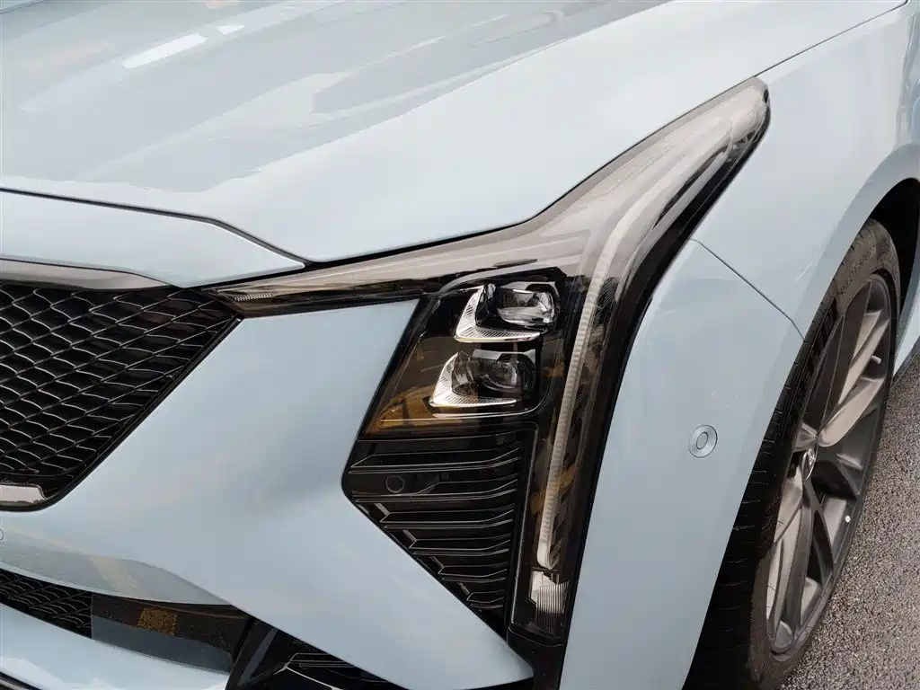 Cadillac CT5 2025 Model 28T Track Performance Edition фото 18