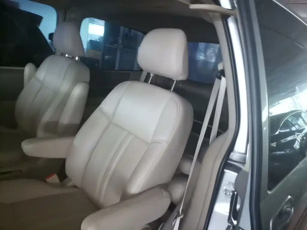 Buick GL8 2014 2.4L Classic Edition фото 17