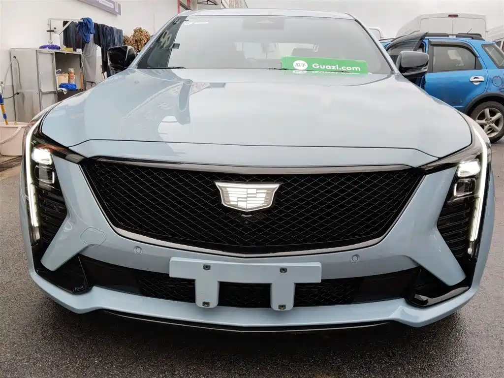 Cadillac CT5 2025 Model 28T Track Performance Edition фото 3