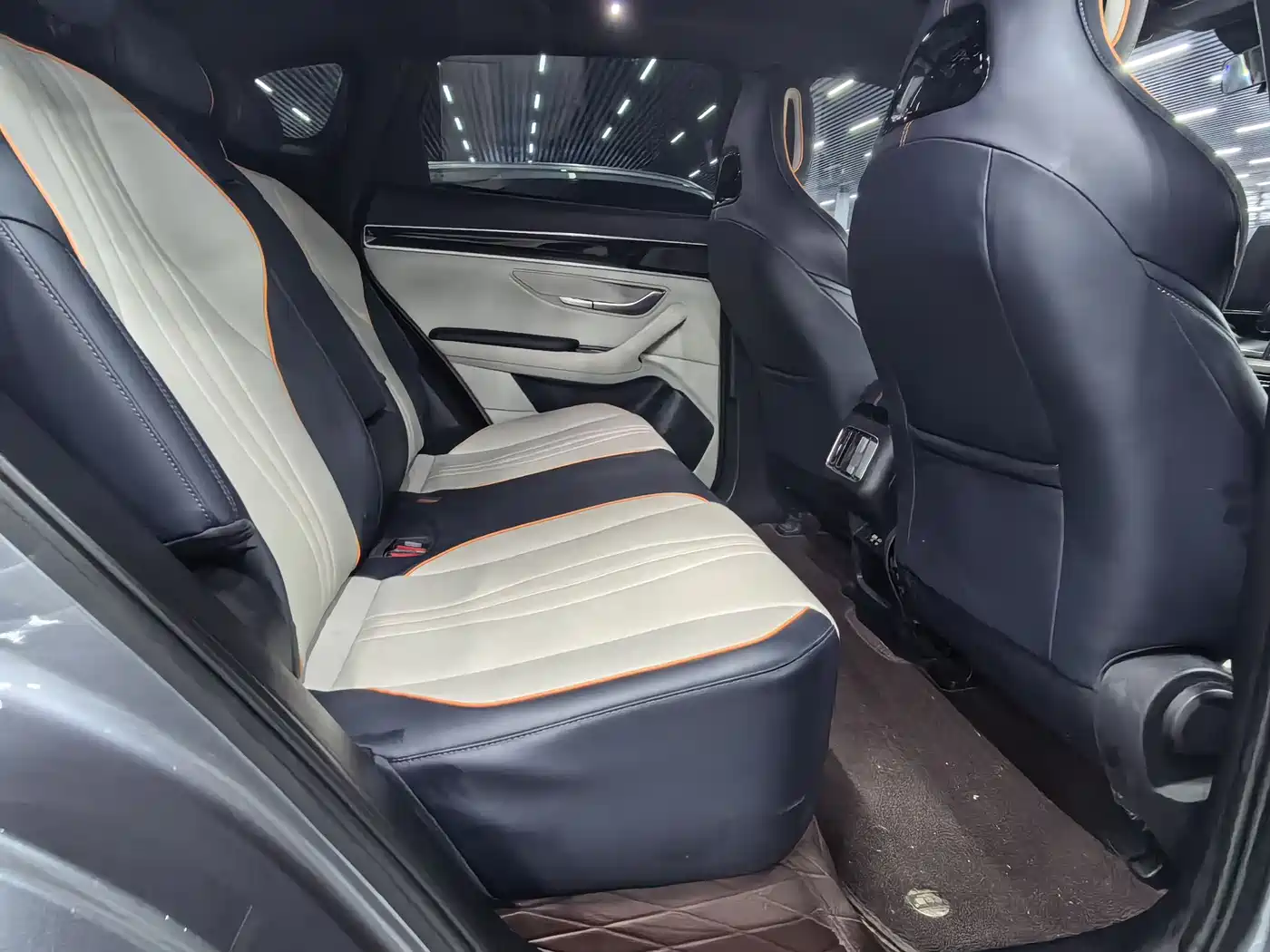 BYD Song PLUS PHEV 2023 Champion Edition DM-i 110KM Flagship фото 5